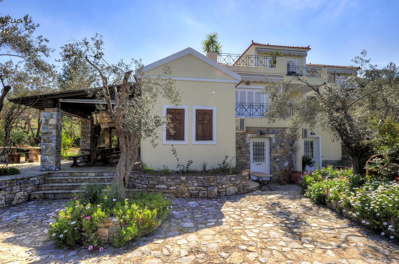 Gera'S Olive Grove - Elaionas Lesvou Hotell Marmaro  Exteriör bild