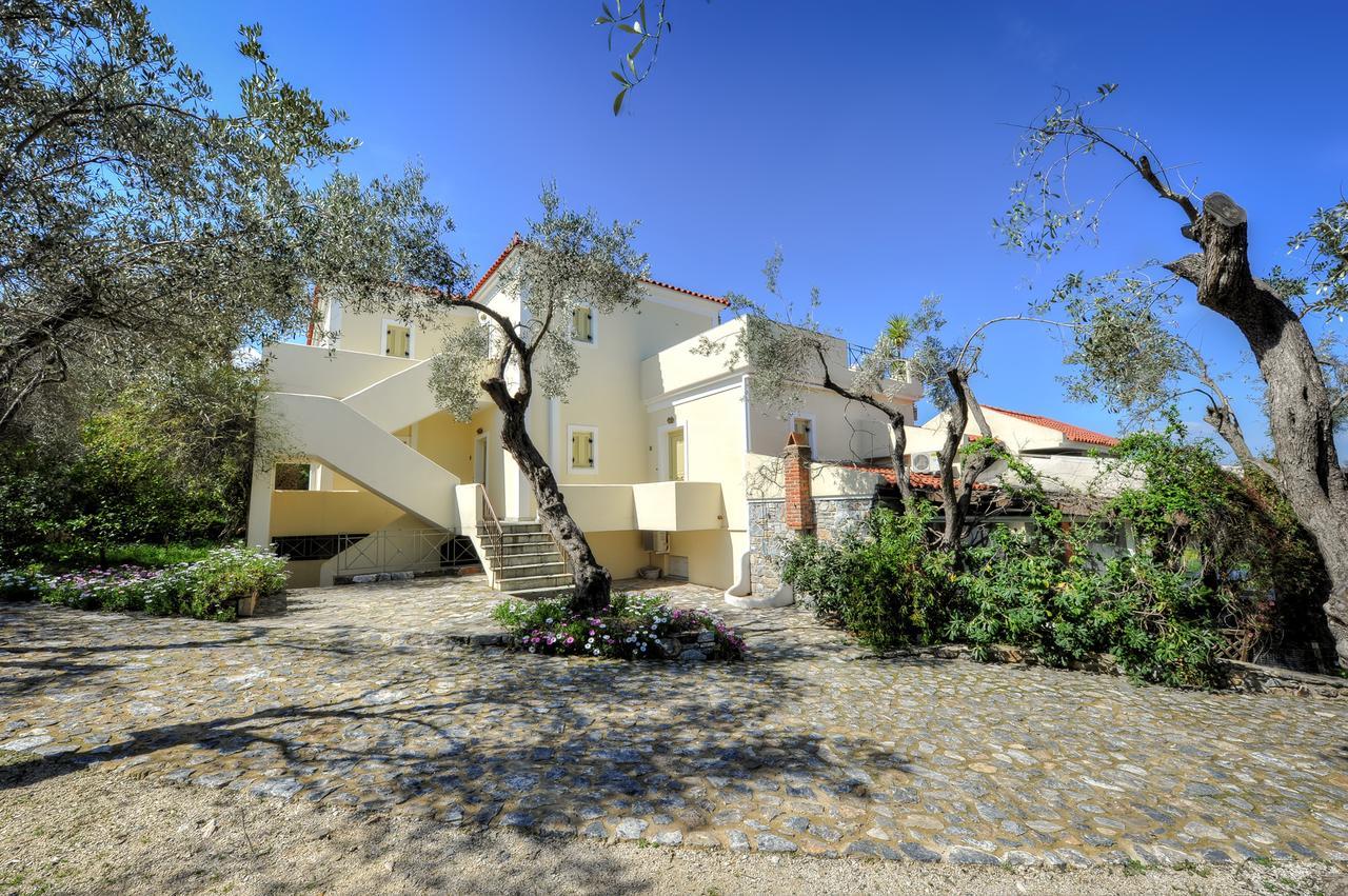 Gera'S Olive Grove - Elaionas Lesvou Hotell Marmaro  Exteriör bild