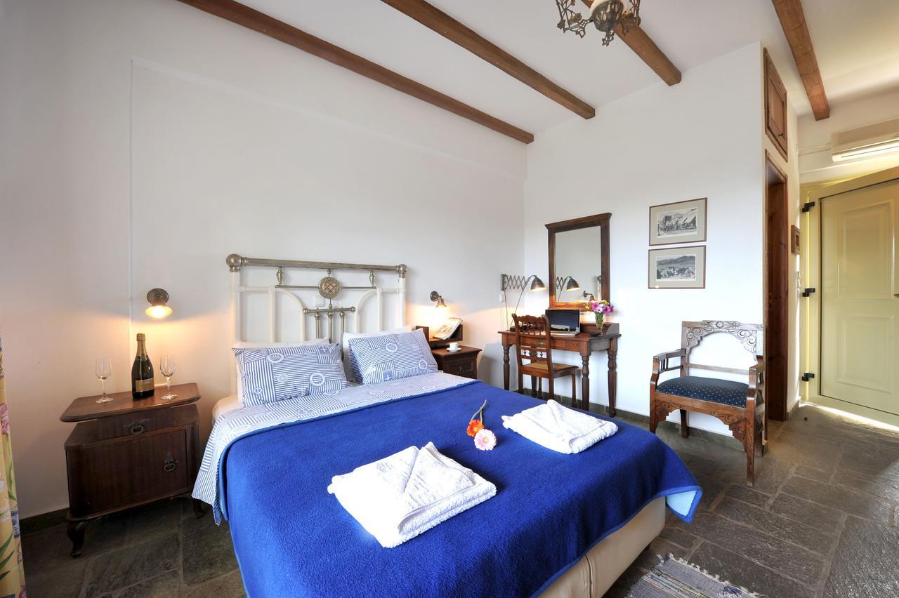 Gera'S Olive Grove - Elaionas Lesvou Hotell Marmaro  Exteriör bild