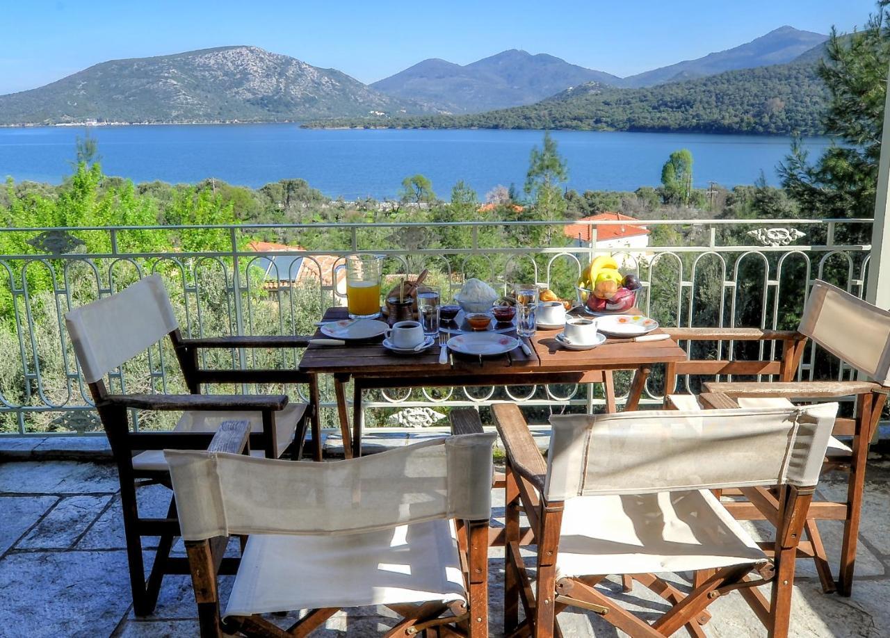 Gera'S Olive Grove - Elaionas Lesvou Hotell Marmaro  Exteriör bild